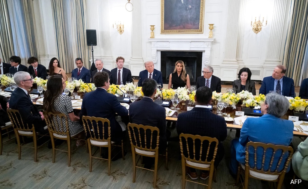 thumbnail of trump-n-tech-ceos.jpeg